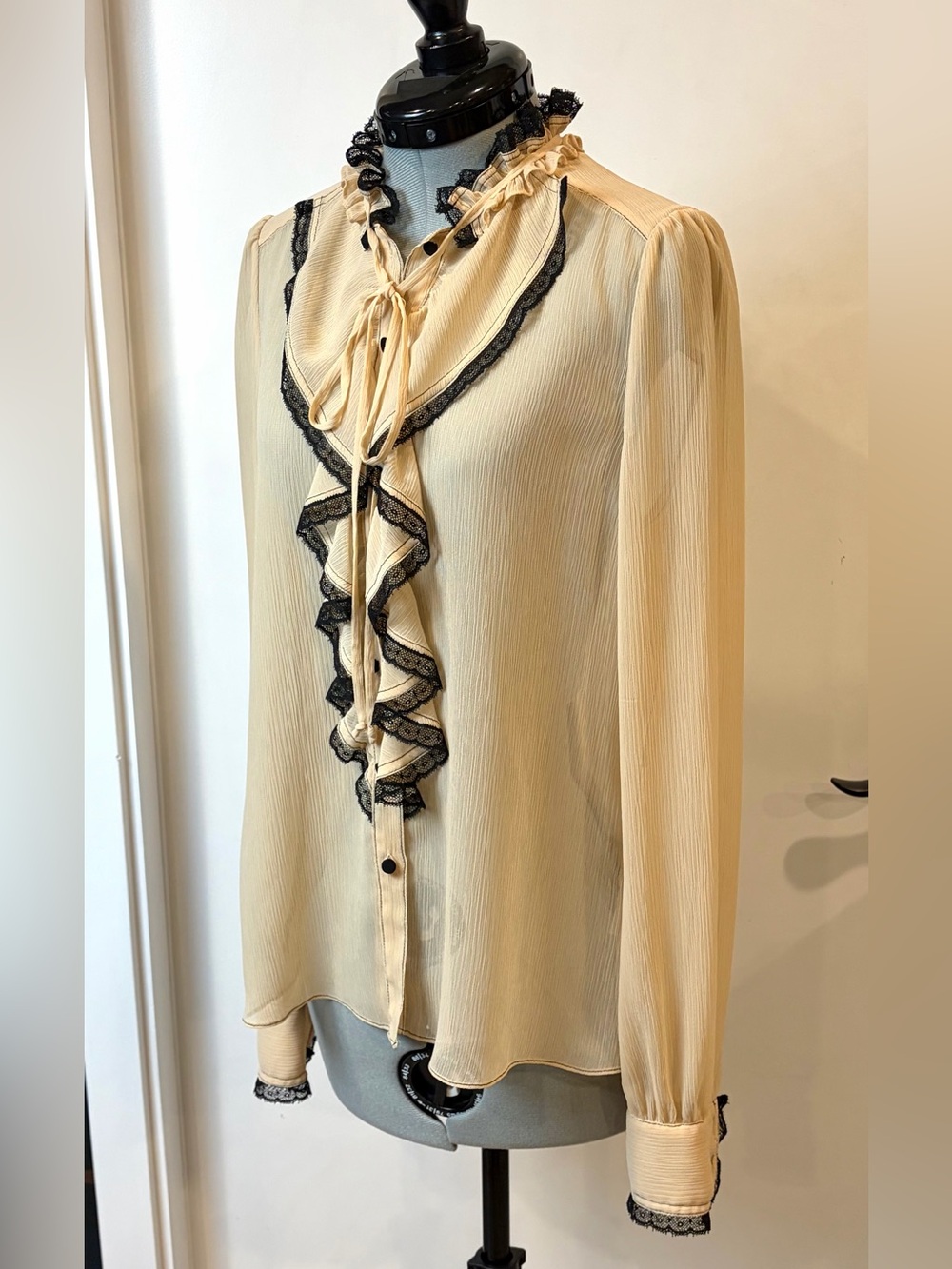 Alexis Ximena Sheer Ruffle Blouse, Black Lace Accents, sz S, EUC - Picture 3 of 12